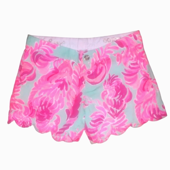 Lilly Pulitzer Pants - Lilly Pulitzer 5" Buttercup Scallop Short | Style 19986 Love Birds | Size 00